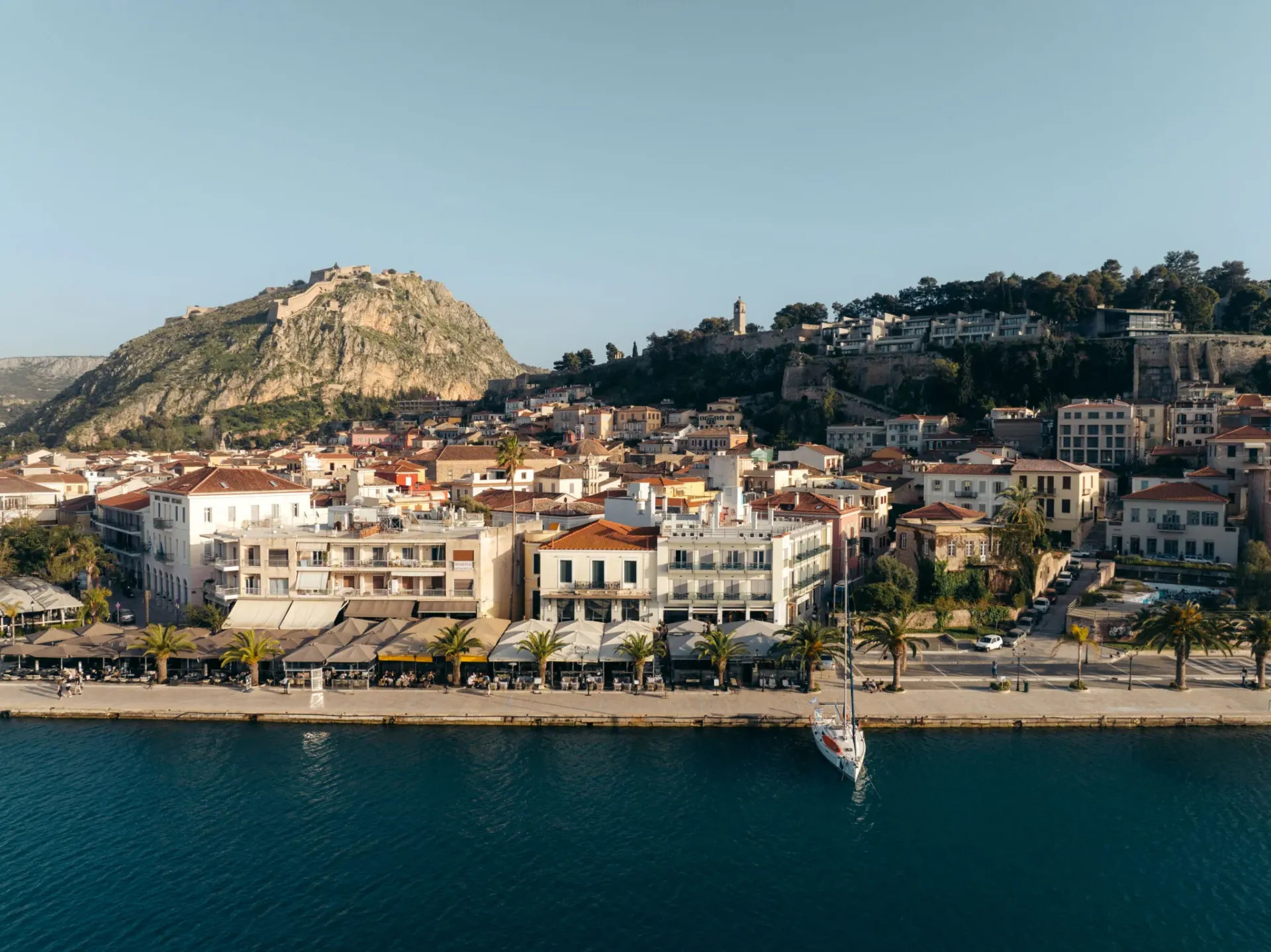 Ναύπλιο / 𝐏𝐡𝐨𝐭𝐨 : Κωστής Αγγελόπουλος ║ 📷 𝐛𝐲 𝐭𝐫𝐚𝐯𝐞𝐥.𝐠𝐫
